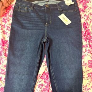 Calvin Klein high rise skinny jeans NWT!!